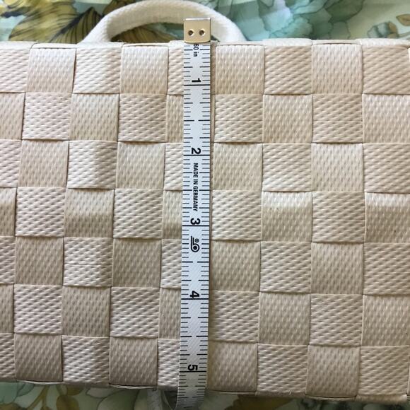 Beige Handwoven Crossbody Shoulder Bag - Picture 16 of 16